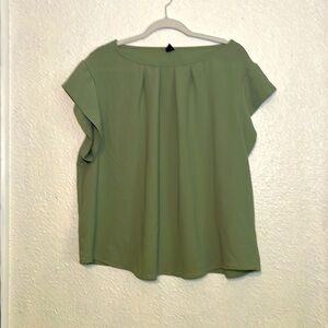 Shein Curve sage, green blouse size 2XL